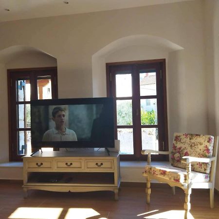 Tsolakis Luxury House Villa Leonídion Eksteriør bilde