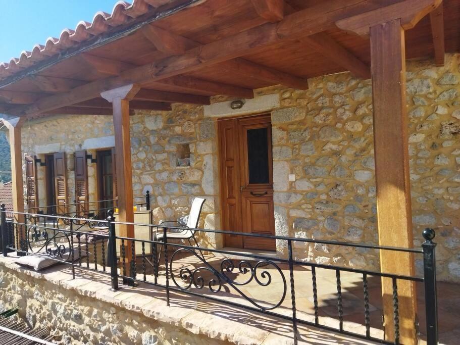 Tsolakis Luxury House Villa Leonídion Eksteriør bilde